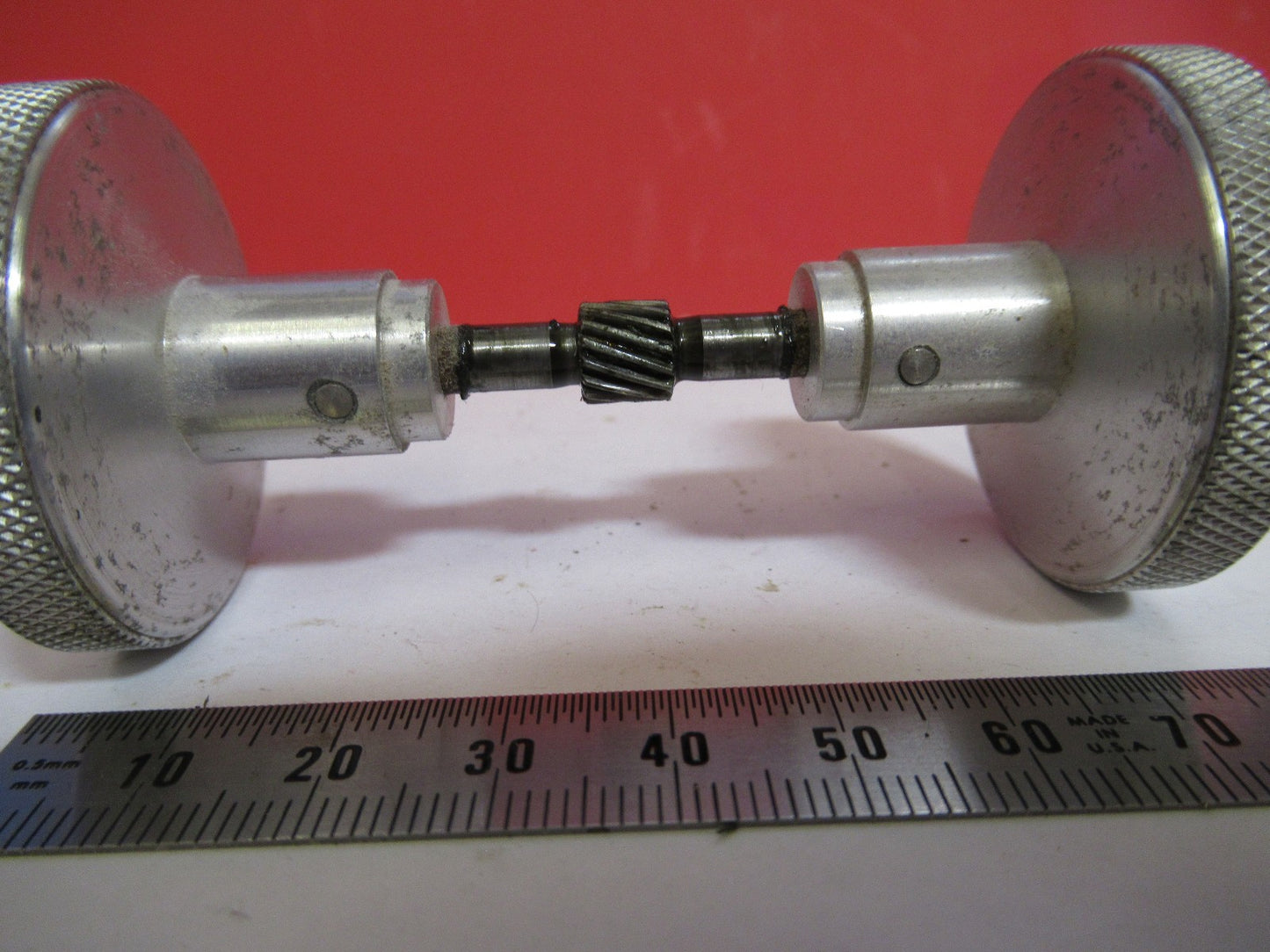 ANTIQUE BAUSCH LOMB SET OF KNOBS GEAR STAGE MICROSCOPE PART AS PICTURED V7-A-46