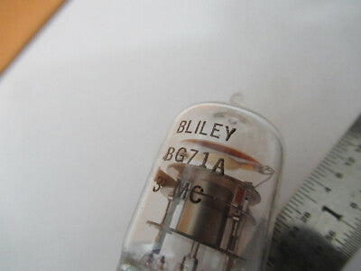 Rare Quartz Crystal Resonator Frequency 3 MHz Bliley Electric Co. BG71A Glass Package
