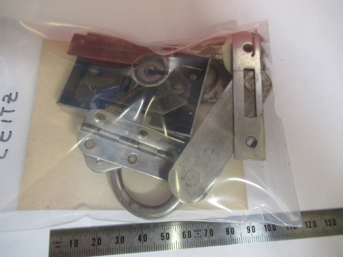 ANTIQUE LEITZ WEZLAR LOCK ASSEMBLY PLUS  KEY MICROSCOPE PART AS PICTURED Y5-A-04
