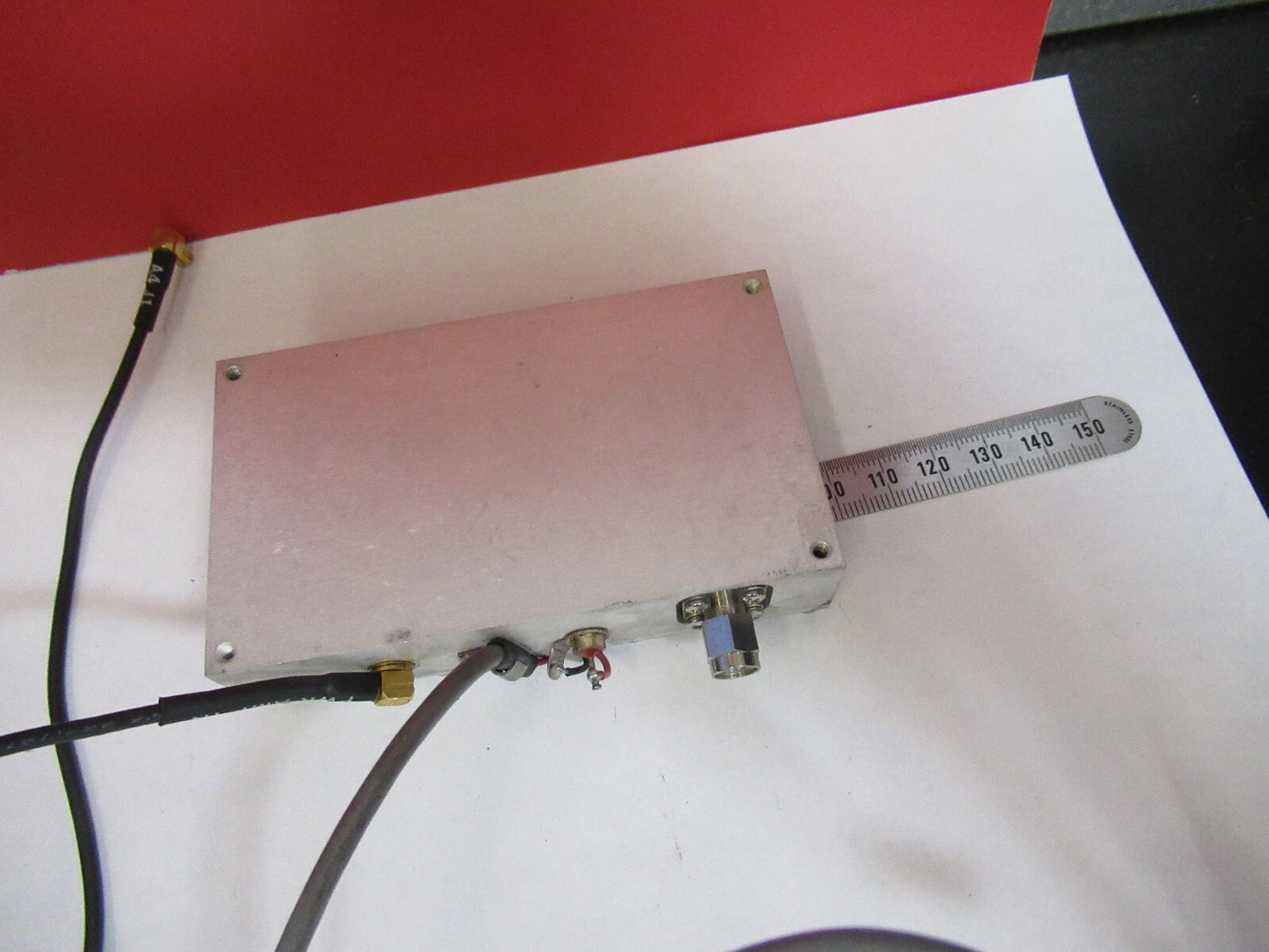 AMPLIFIER SAMPLER 6700-C-21435 MICROWAVE RF FREQUENCY GHz WILTRON AS PIC T7-A-35