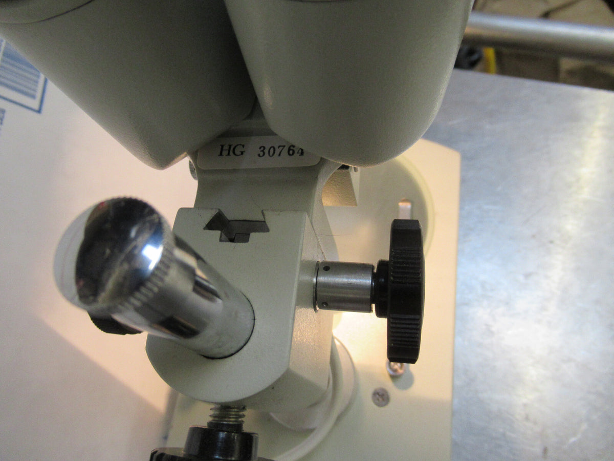 STEREO MICROSCOPE 10X TO 40X OPTICS NICE WORKING OK AS PICTURED &TD-3