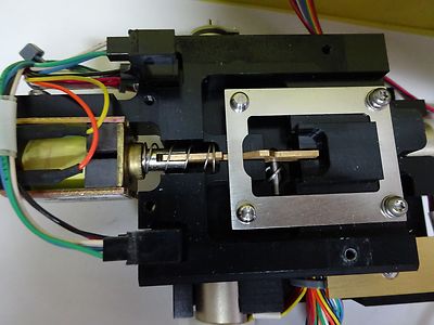 OPTISCHE MOTORISIERTE BÜHNE ?? KUNDENSPEZIFISCHE ANWENDUNG LASEROPTIK WIE IST BIN#W6-07