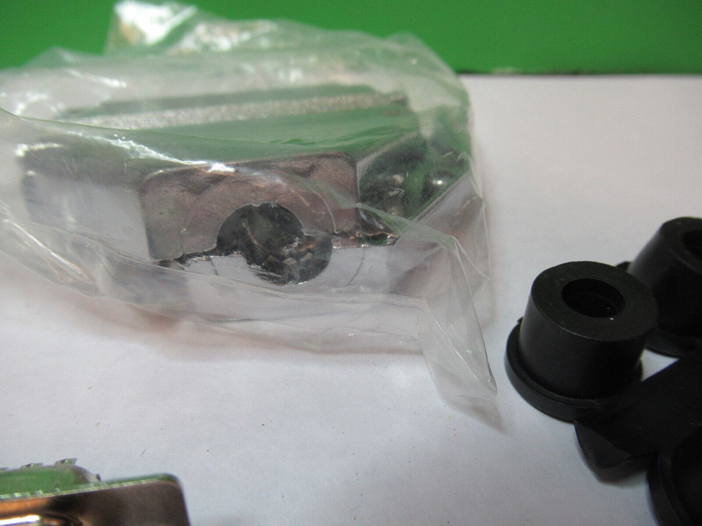 DB9-ANSCHLUSS 37-POLIG WIE ABGEBILDET G3-FT-100