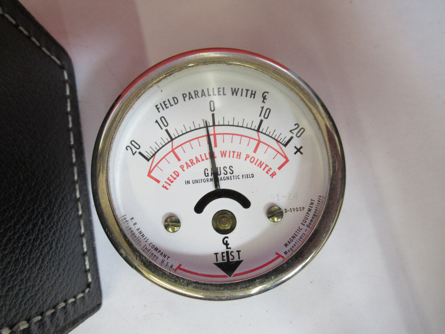PORTABLE MAGNETOMETER ANNIS MAGNETIC TESTER AS PICTURED LOB-RAD