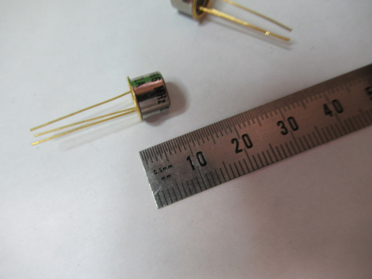 LOT BLILEY 146 MHz RESONATOR QUARTZ  FREQUENCY CONTROL AS PICTURED T5-A-100