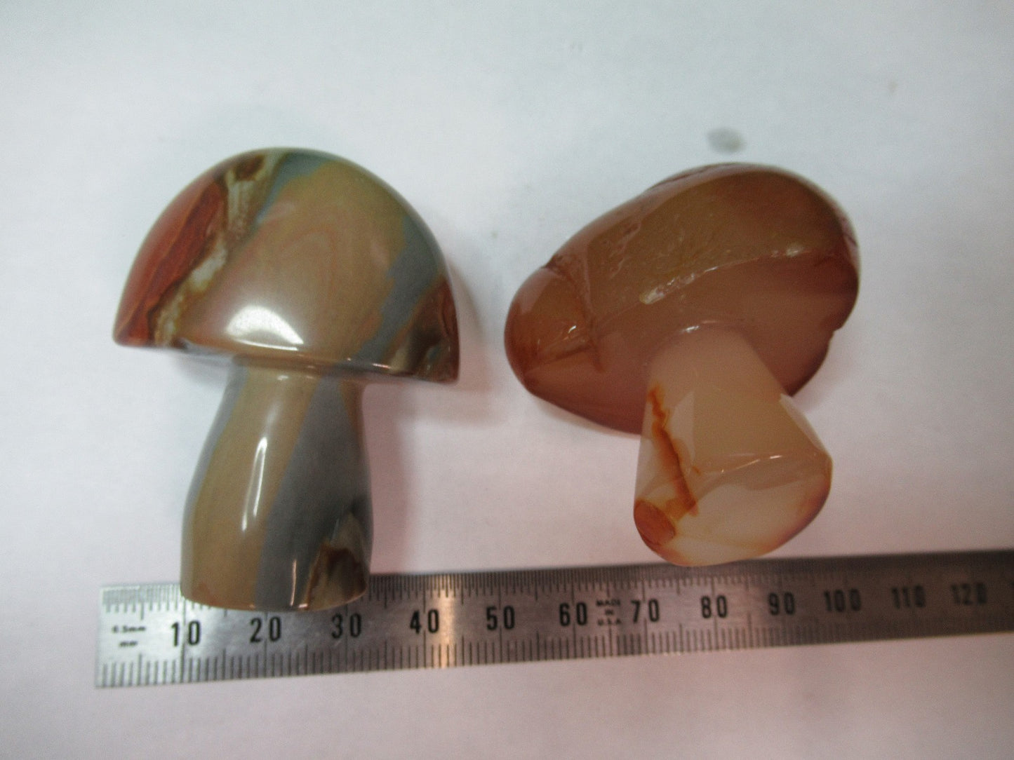 AGATE MUSHROOM SHAPE LOT MINERAL SAMPLE BEAUTIFUL SPECIMEN AS PICTURED T7-FD-81