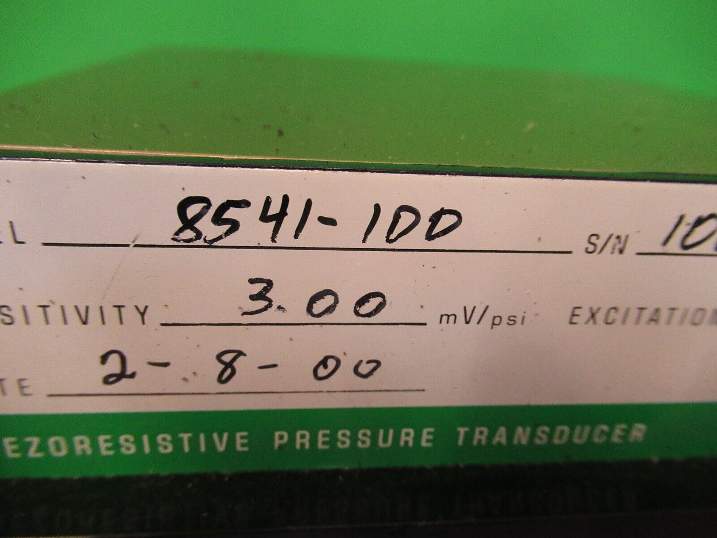 ENDEVCO MEGGITT 8541-100 PRESSURE SENSOR 100 psi  AS PICTURED G3-FT-15