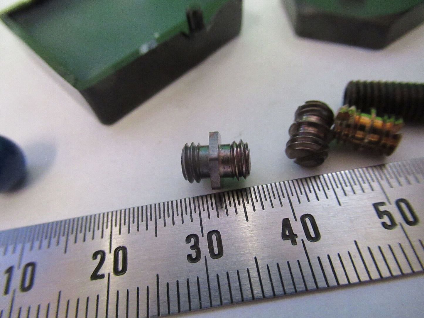 PCB PIEZOTRONICS ACCESSORIES WAX STUDS BASES for ACCELEROMETER PICTURED &R9-B-02