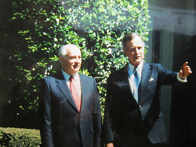 Vintage Large Photo Russian President Gorbachev & Bush White House
