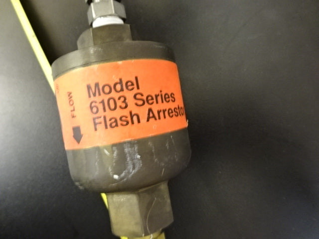 MATHESON 3513 + FLASH ARRESTOR MANOMETER REGULATOR VALVE GAS PROCESS AS IS 78-03