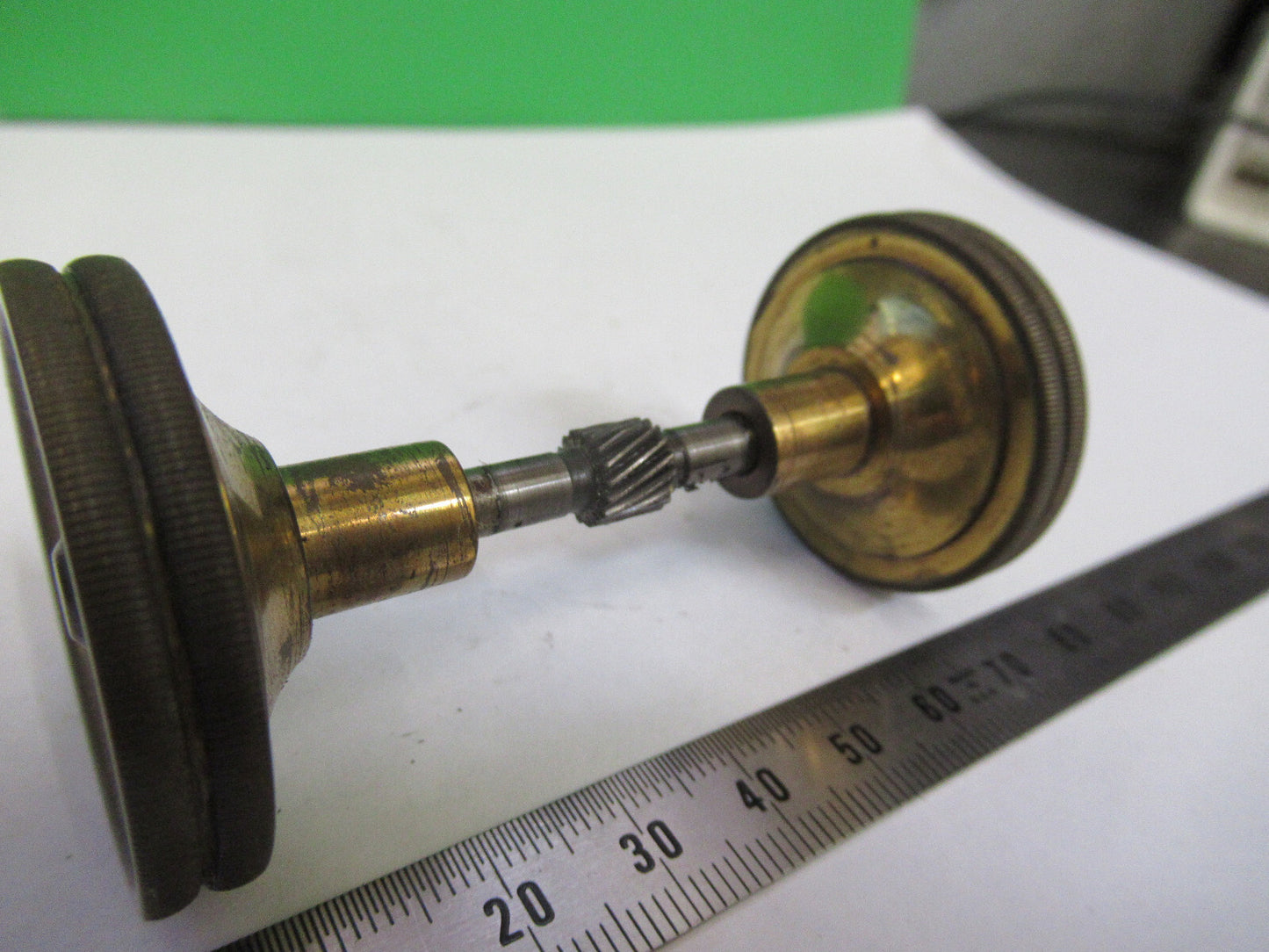 ANTIQUE BAUSCH LOMB SET OF PAIR KNOBS STAGE  MICROSCOPE PART AS PICTURED F3-B-67