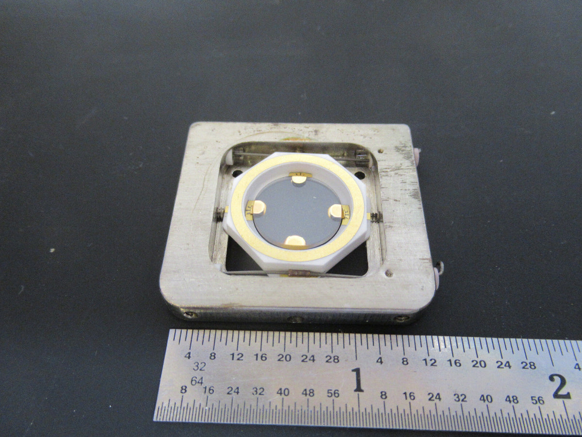 BENDIX FLATPACK LATERAL FIELD QUARTZ CRYSTAL UNKNOWN FREQUENCY AS PIC #FT-1-A-80