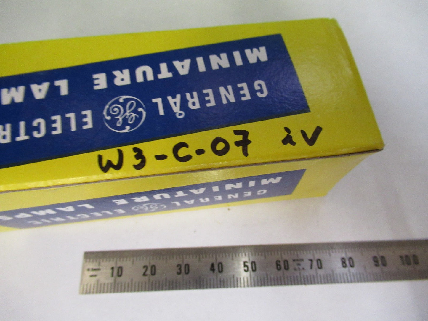 LAMP BULB GE 787 MINI AS PICTURED W3-C-07