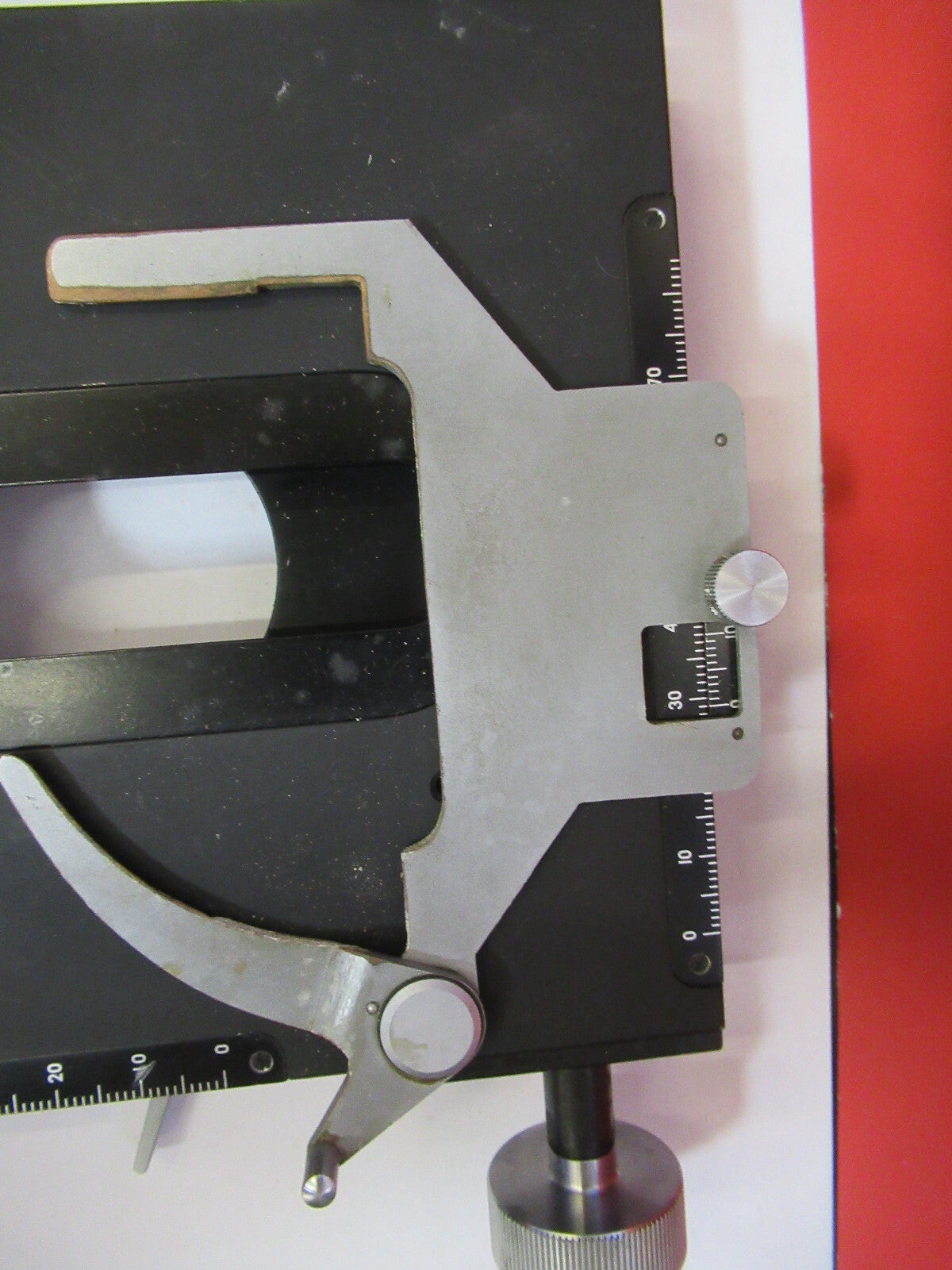 Tiyoda Japan Pol Stage Xy Table Rotable Microscope Part