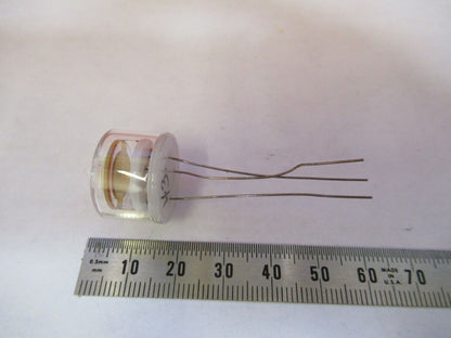 BELL LABS 6.7 MHz KERNCO RESONATOR GLASS PKG FREQUENCY CTL AS PICTURED &1-DT-98