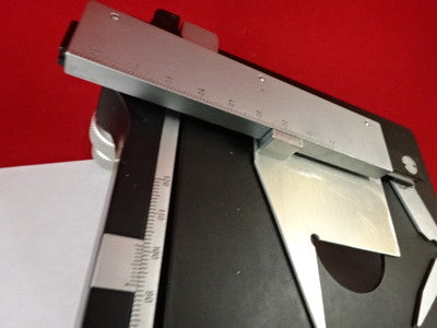 MICROSCOPE PART LEITZ GERMANY STAGE SPECIMEN TABLE MICROMETER AS IS BIN#L2-B-04