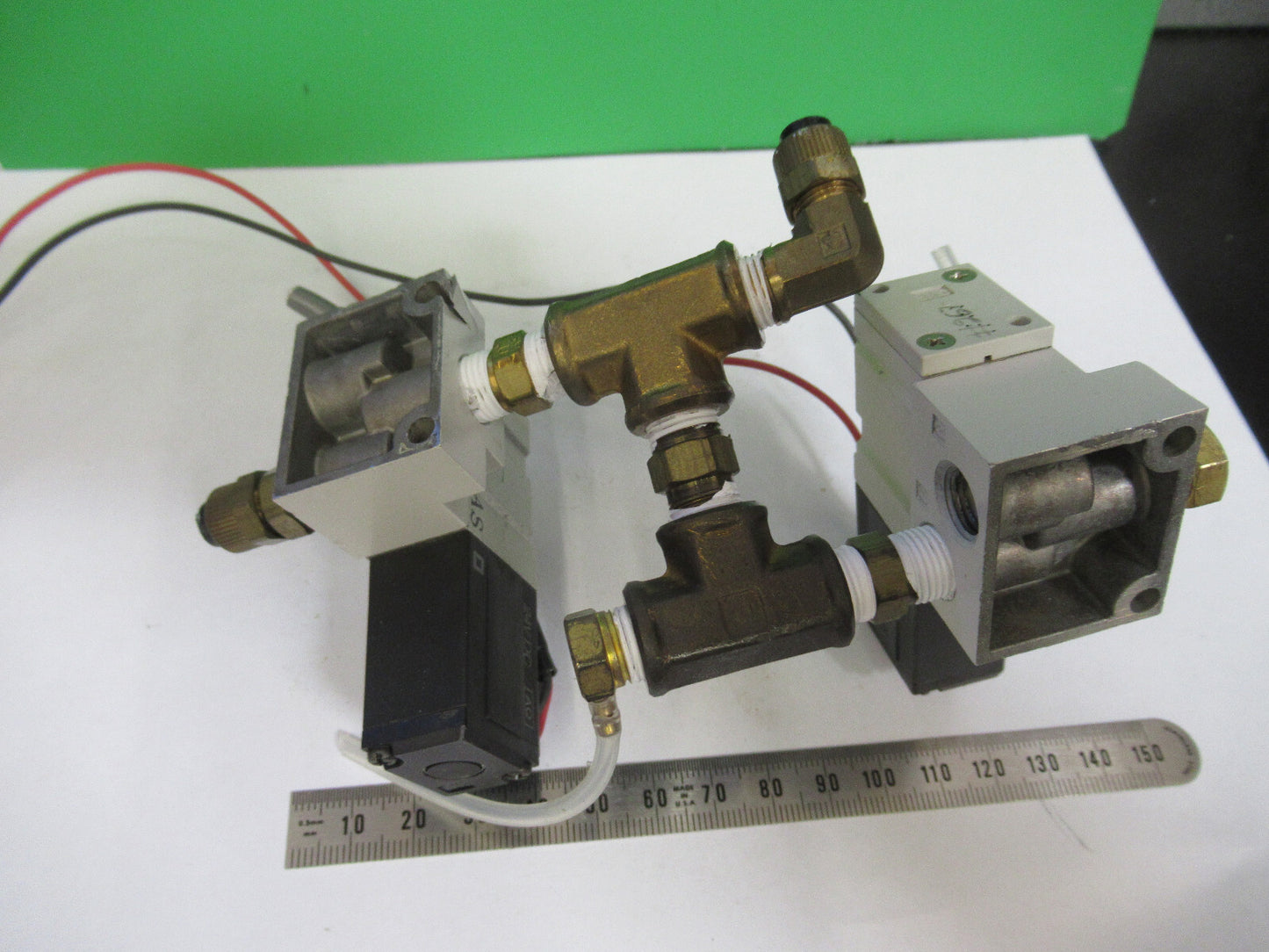 PNEUMATIC AIR SMC JAPAN VALVE ASSEMBLY AUTOMATION ROBOTIC AS PICTURED &83-FT-14