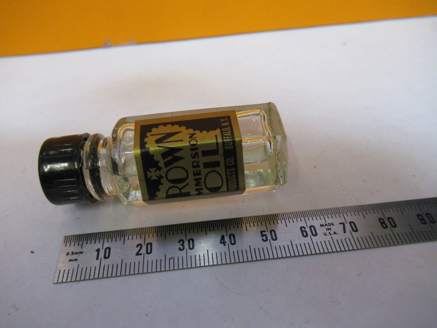 IMMERSION OIL FOR MICROSCOPE CROWN OIL VINTAGE AS PICTURED X6-A-25