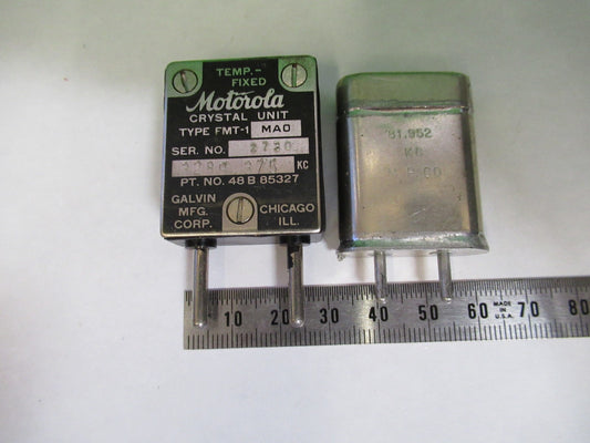 ANTIQUE MOTOROLA QUARTZ CRYSTAL FREQUENCY CONTROL RADIO AS PICTURED T6-B-41