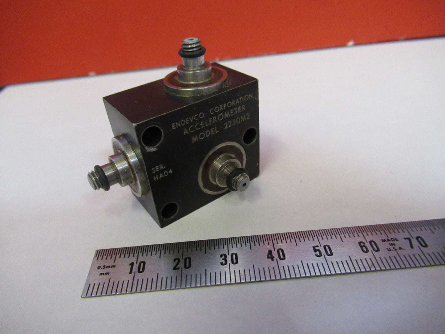 PCB PIEZOTRONICS ENDEVCO TRIAX 2230M2 ACCELEROMETER VIBRATION AS PICTURED X3-B34