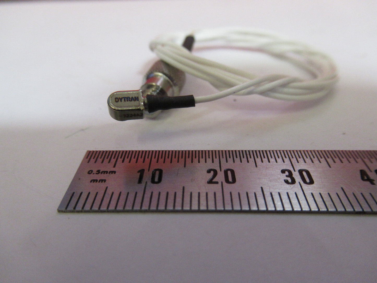 DYTRAN 3224A2 sense 3.35 mV/g ACCELEROMETER VIBRATION SENSOR AS PICTURED S3-B-82