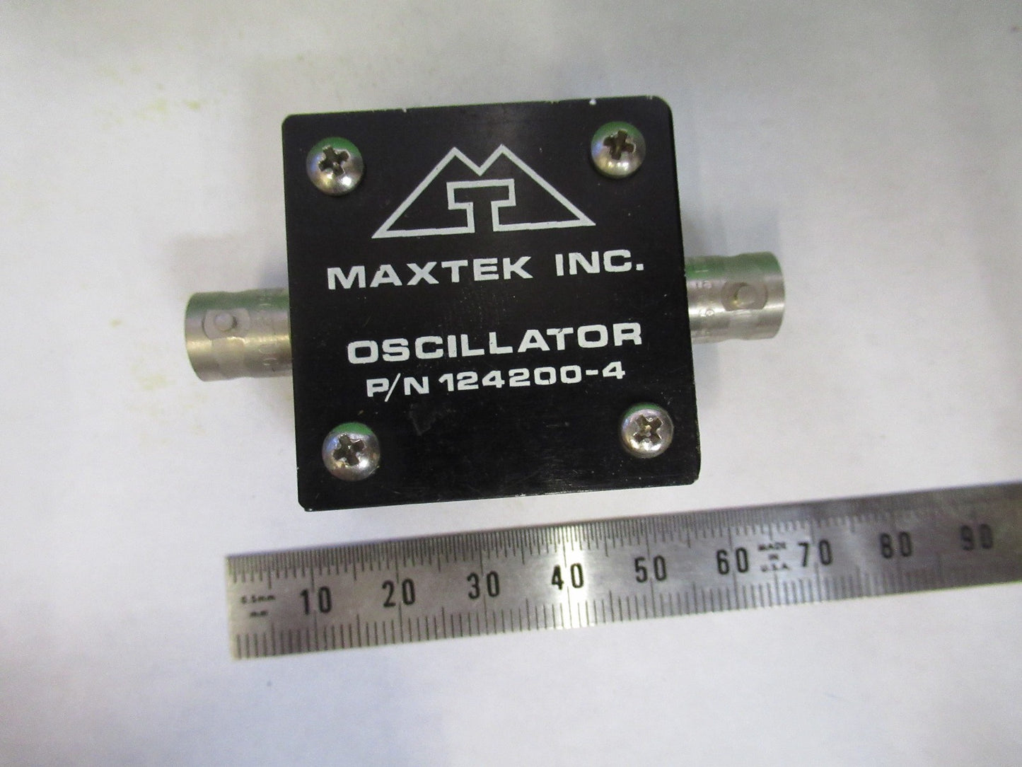 MAXTEK OSCILLATOR PN 124200-4 for QUARTZ CRYSTAL SENSOR AS PICTURED T2-A-19