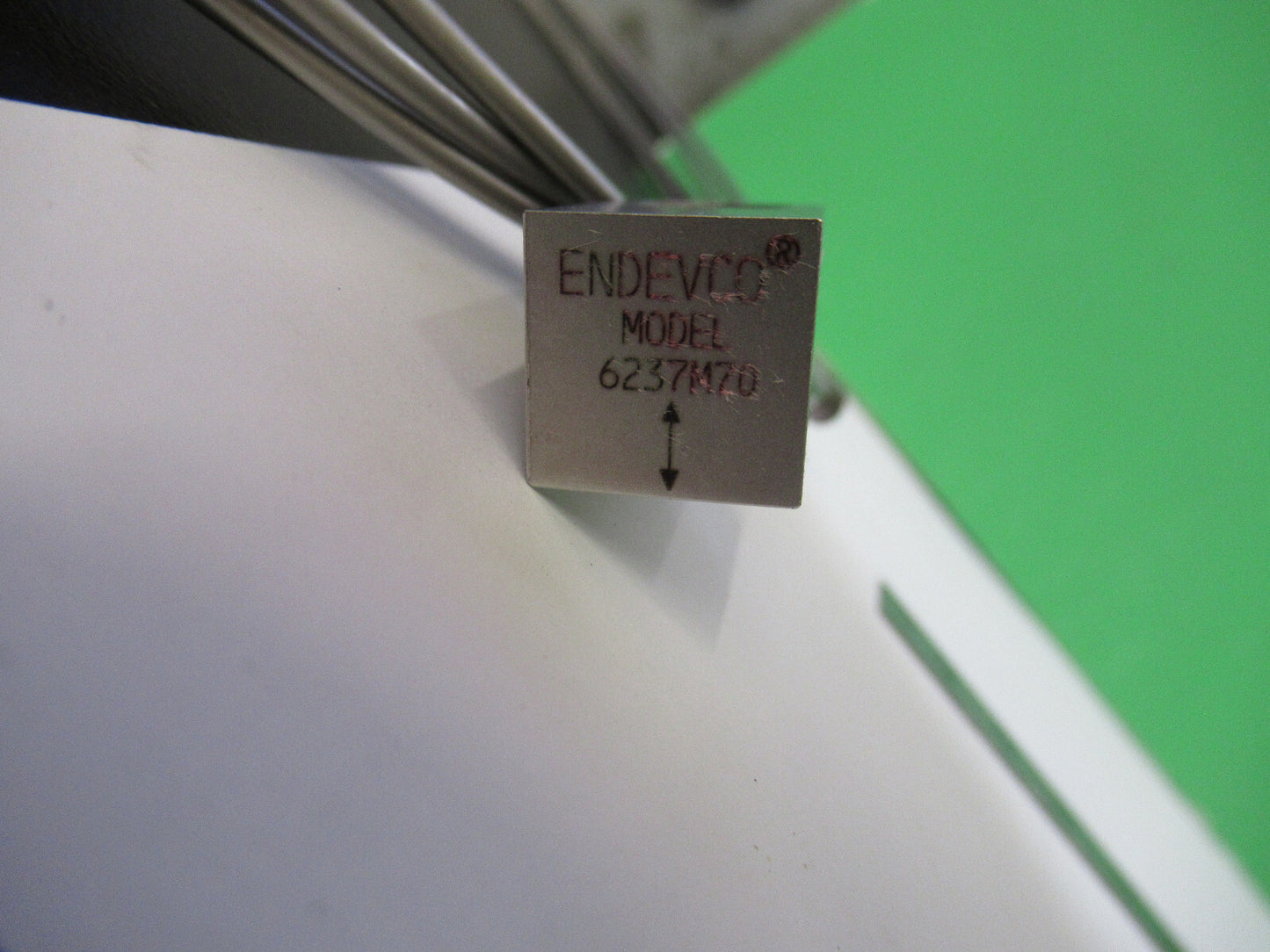 MEGGITT ENDEVCO 6237M70 ACCELEROMETER VIBRATION SENSOR AS PICTURED &X4-A-73