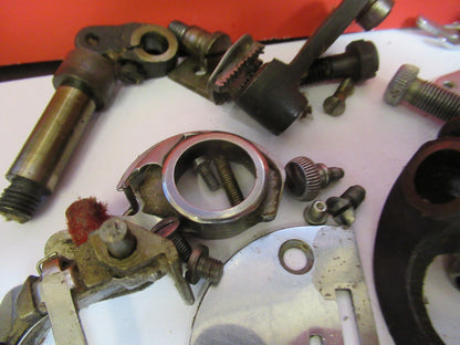 FOR PARTS OLD SINGER SEWING MACHINE ASSORTED INTERNAL PARTS as pictured &H9-B-64