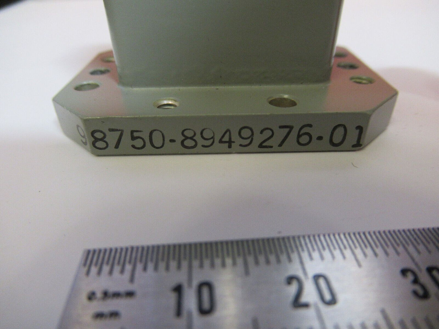 R41-450 MICROWAVE ENGINEERING RF FREQUENCY AS PICTURED  Y4-A-35