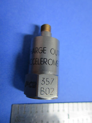 PCB PIEZOTRONICS 357B02 CHARGE MODE ACCELEROMETER  14pC/g VIBRATION CALIBRATION