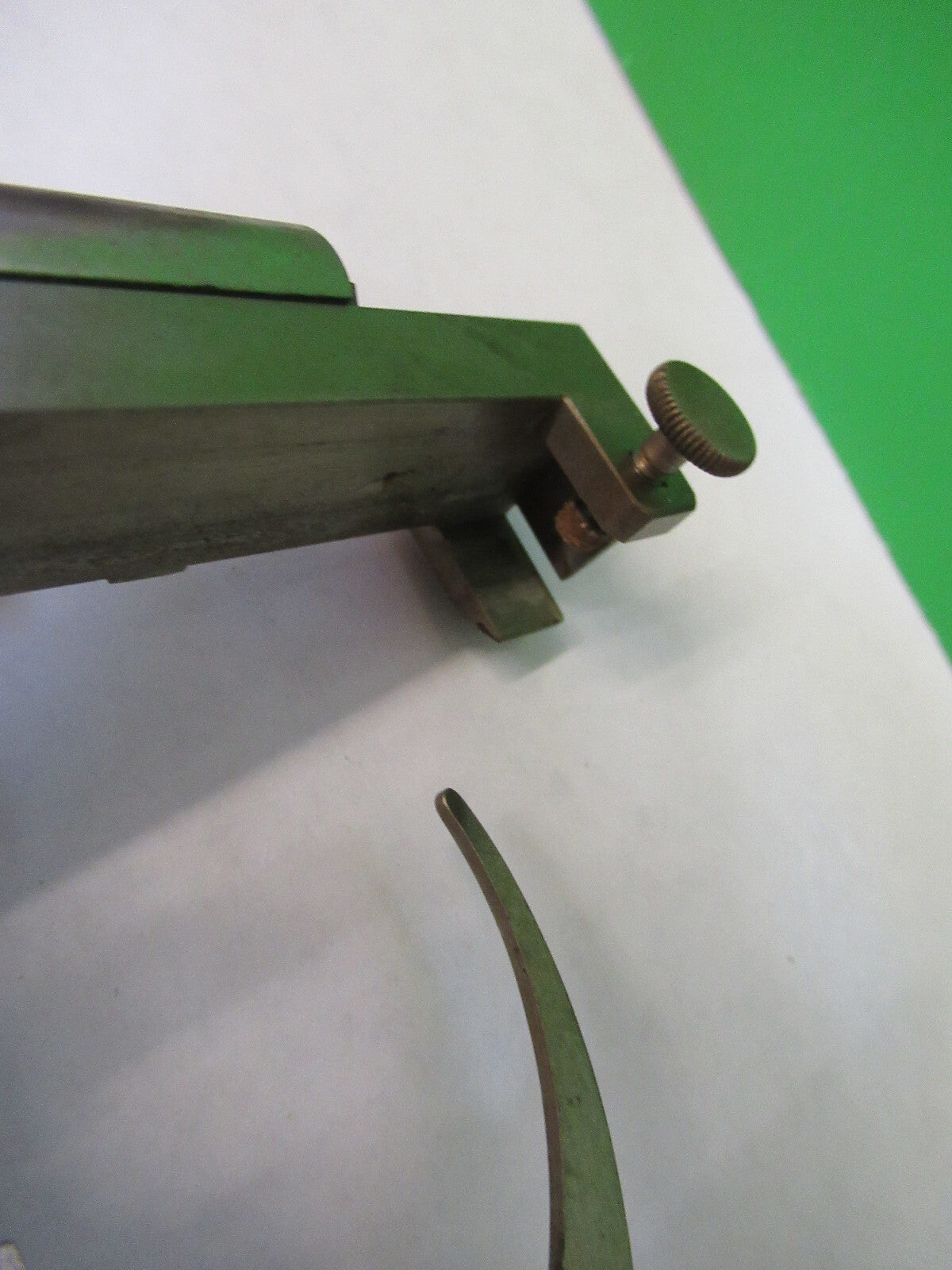ANTIQUE SPENCER STAGE CLIPS XY BRASS MICROSCOPE PART AS PICTURED S1-B-06