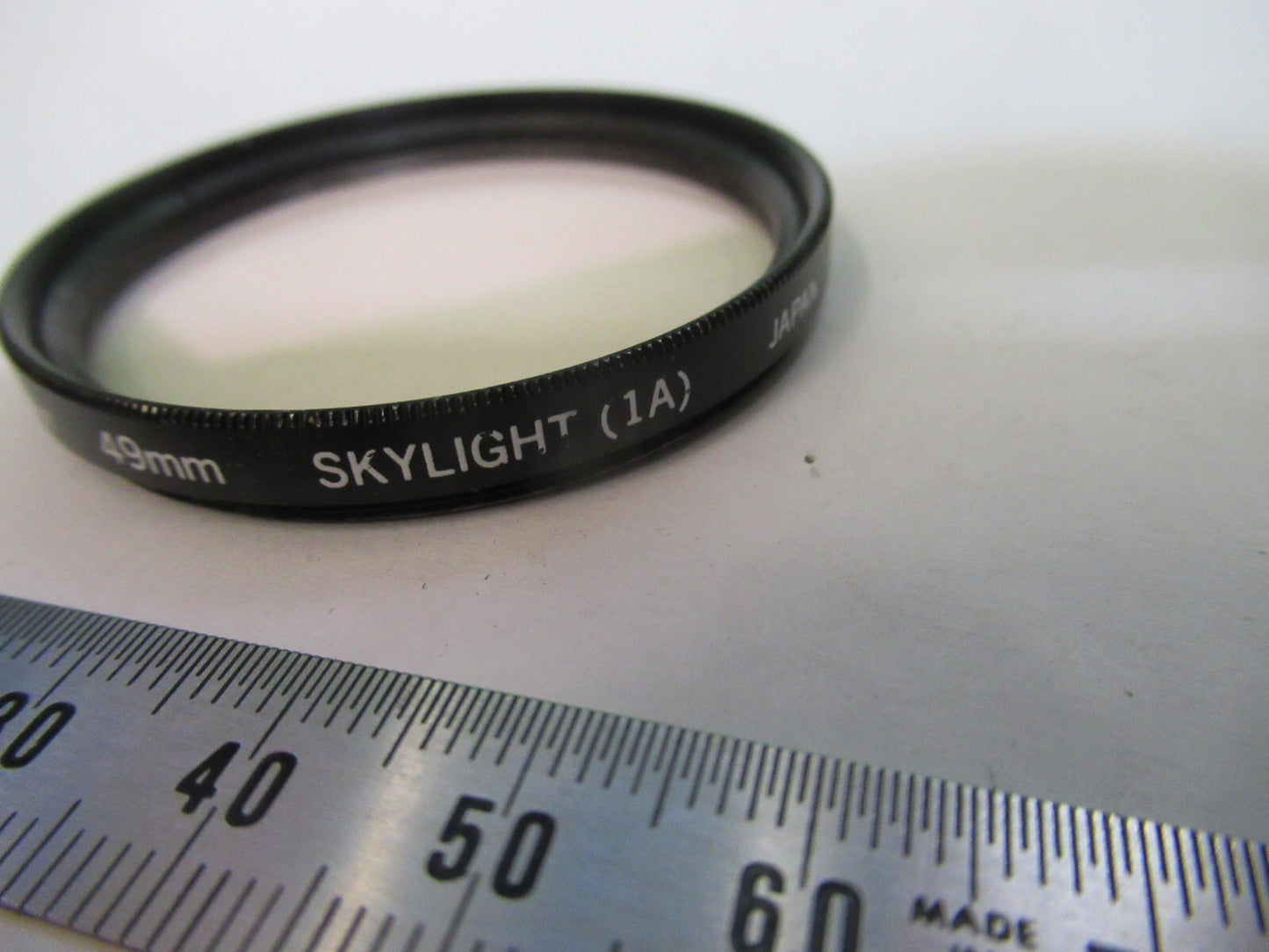 CAMERA LENS COVER FILTER VIVITAR SKYLIGHT 1A 49mm AS PICTURED R2-A-113
