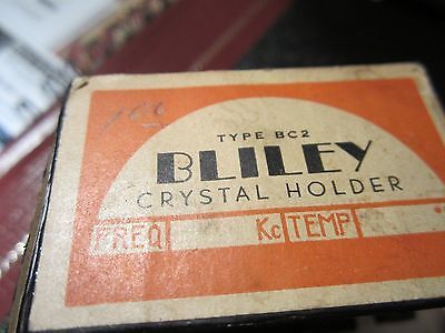 VINTAGE WWII QUARTZ RADIO CRYSTAL BLILEY BC2 FREQUENCY CONTROL BIN#ofcRED