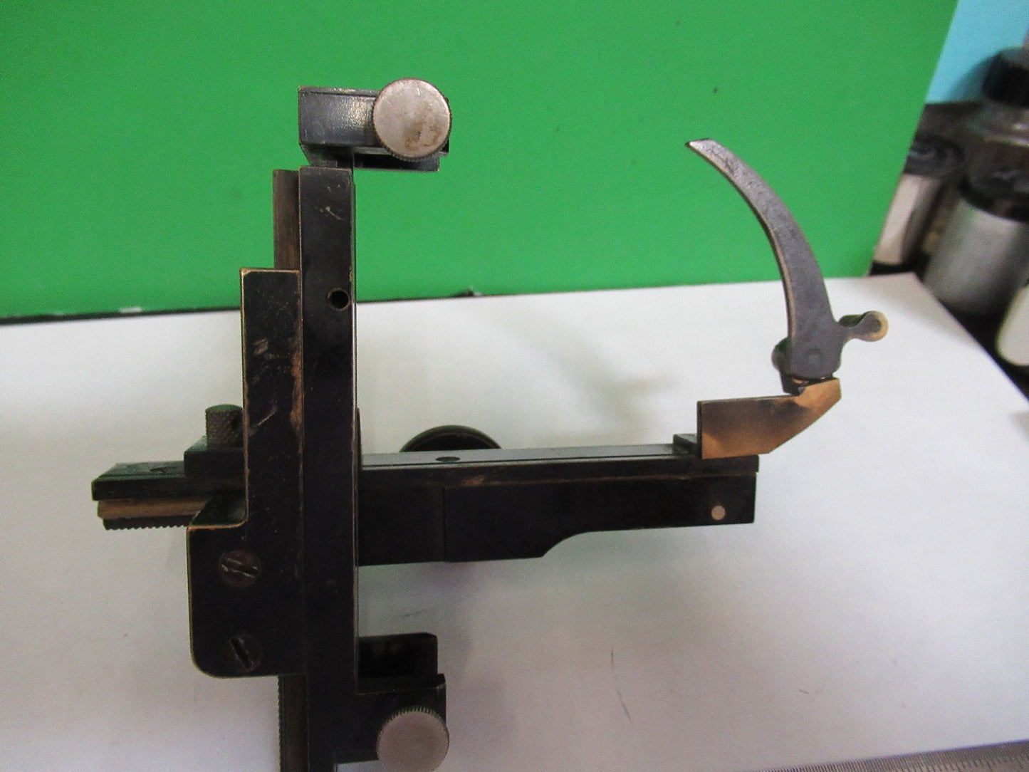 ANTIQUE  BAUSCH LOMB XY STAGE CLIPS MICROSCOPE PART AS PICTURED T4-A-44