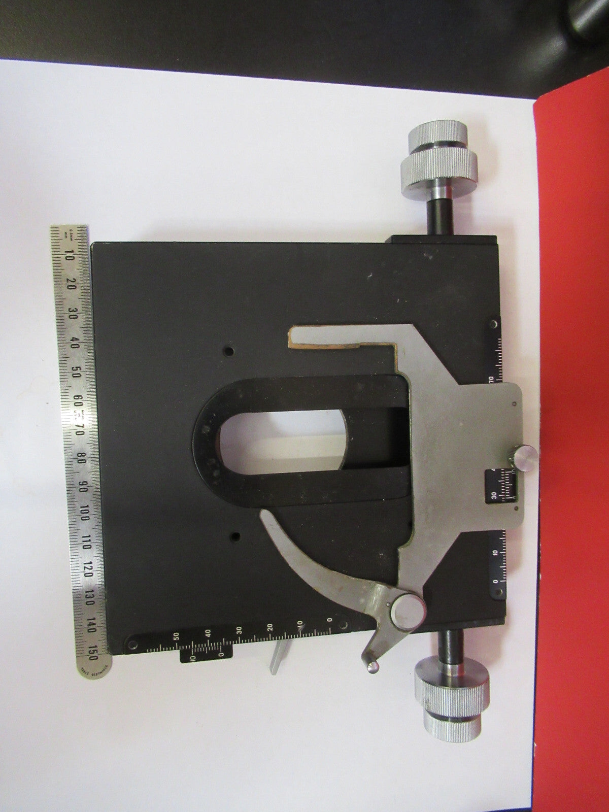 Tiyoda Japan Pol Stage Xy Table Rotable Microscope Part