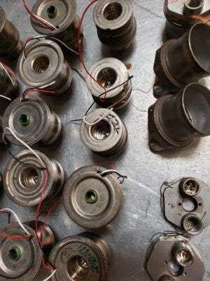 FOR PARTS lot TRANSMITTER 418-17054 AIRCRAFT PRESSURE FUEL AS PICTURED &Q1-FT66