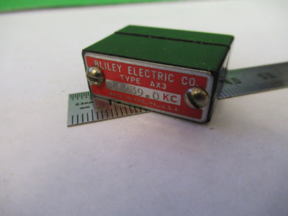 VINTAGE WWII BLILEY QUARTZ CRYSTAL AX2 25239.0 KC FREQUENCY RADIO AMATEUR S1-B33