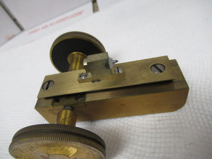 MIKROSKOPTEIL, ANTIKE BAUSCH LOMB-RAHMEN, GROSS EINSTELLBAR, WIE ABGEBILDET, BIN#W1-A-103