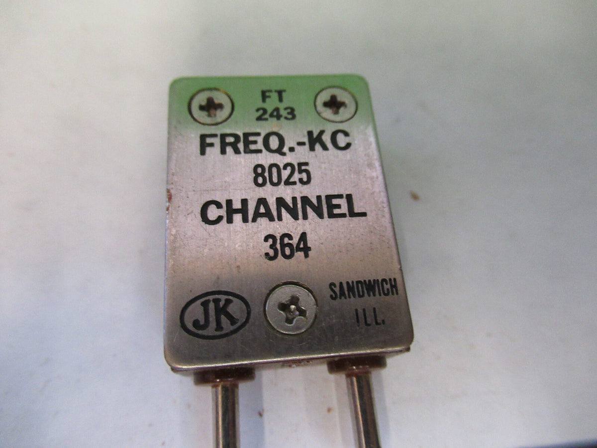 VINTAGE WWII JK CTS QUARTZ CRYSTAL FT-243 8025 KC FREQUENCY RADIO AMATEUR S1-B38