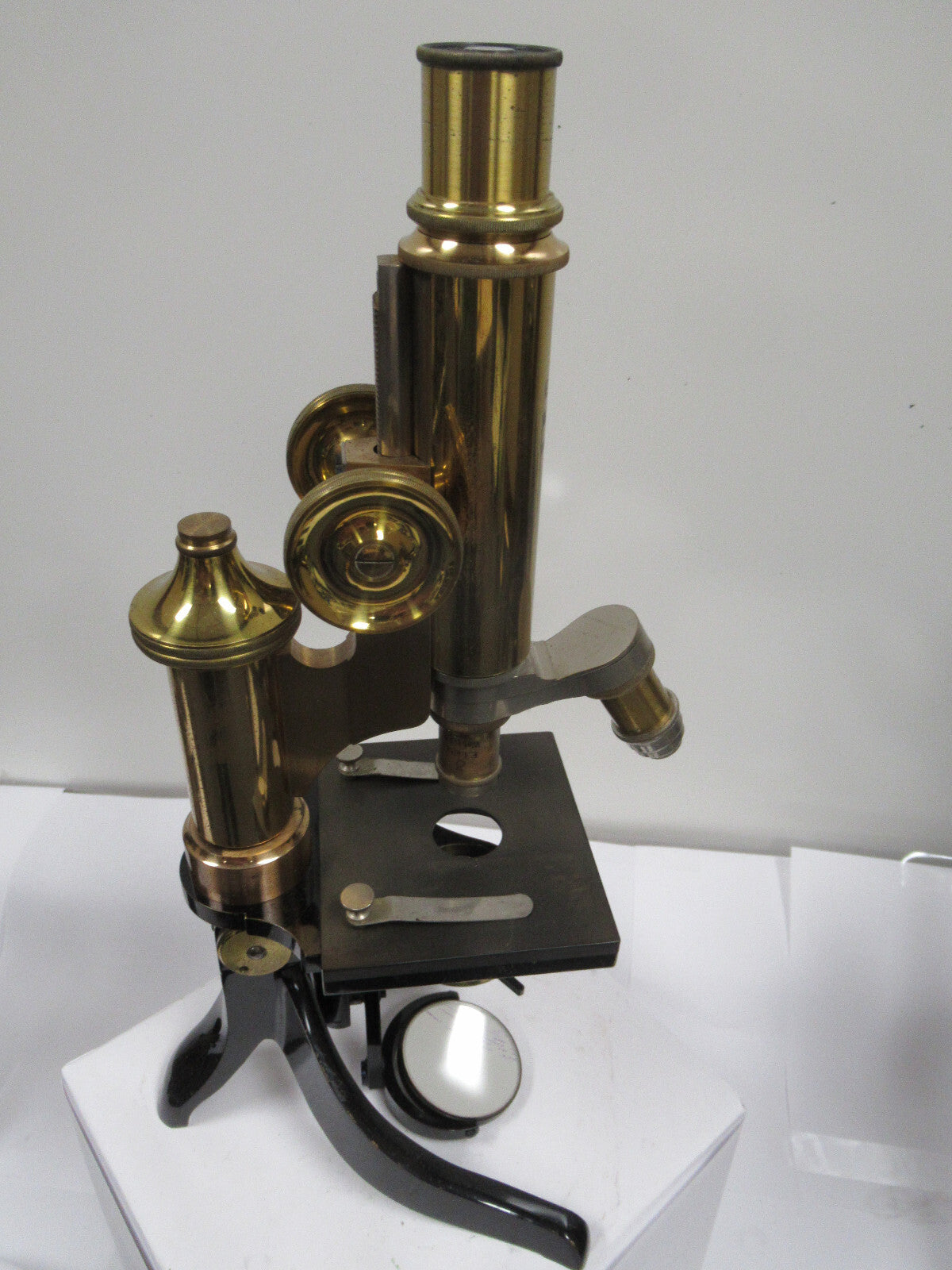 ANTIQUE RARE GERMAN BRASS MICROSCOPE ERNST LEITZ as shown OPTICS #LOBBY