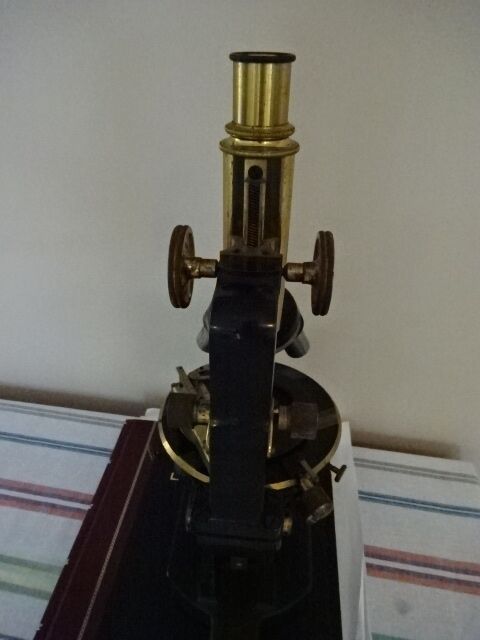 MICROSCOPE CARL ZEISS GERMANY ANTIQUE BRASS WITH 4 OBJECTIVES OPTICS AS IS #LOB