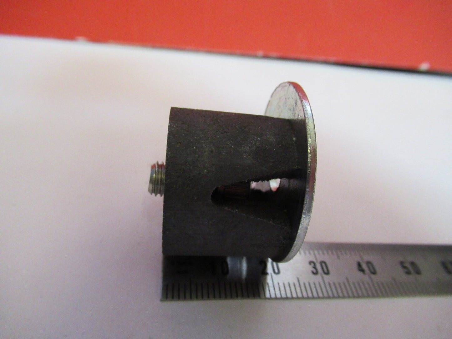 ENDEVCO MAGNET to MOUNT 1/4-28 THREAD ACCELEROMETER or SENSOR AS PICTURED T1-A35