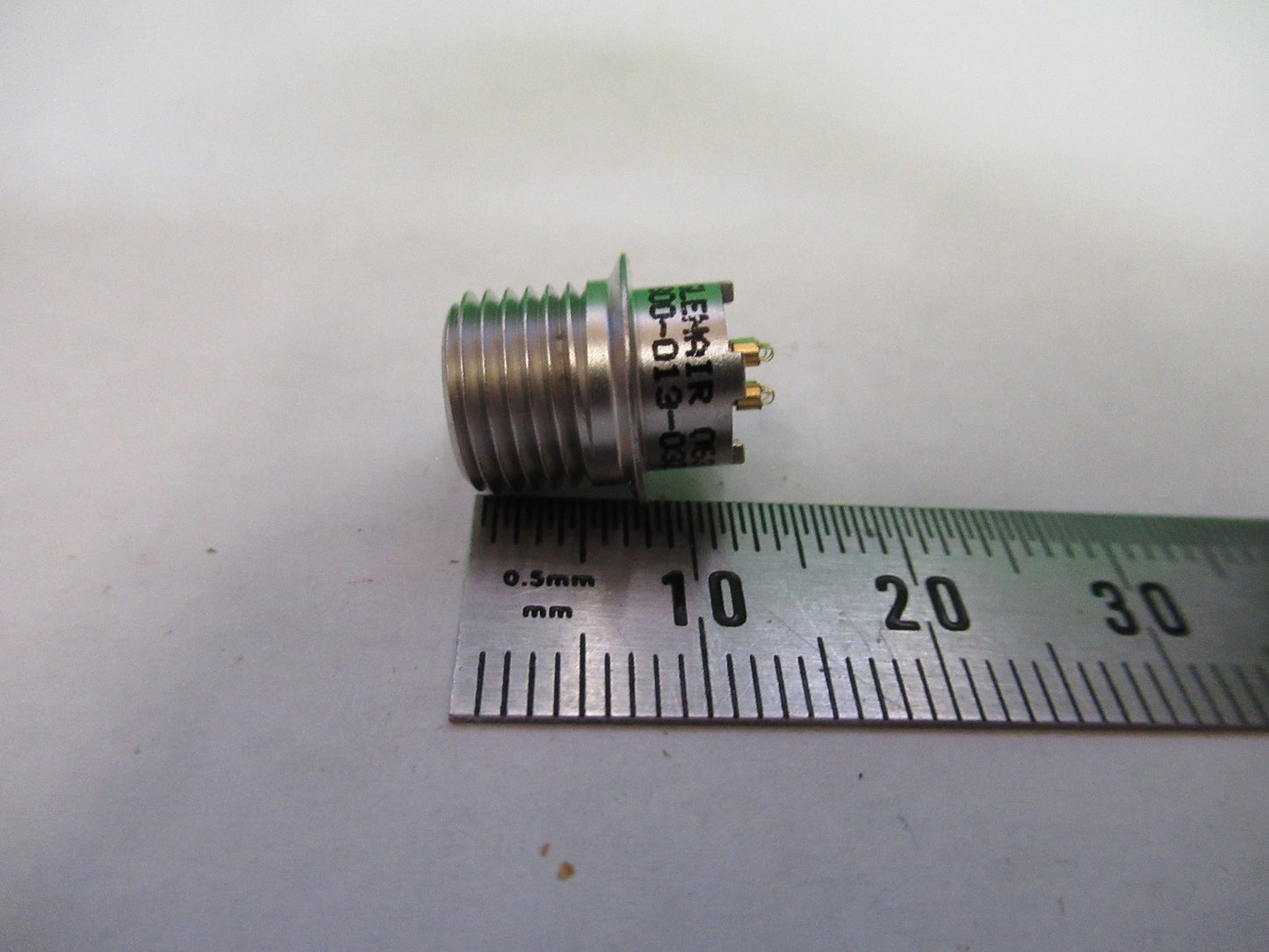 USED as removed GLENAIR CONNECTOR 800-013-03216-4PN AS PICTURED U8-A-115