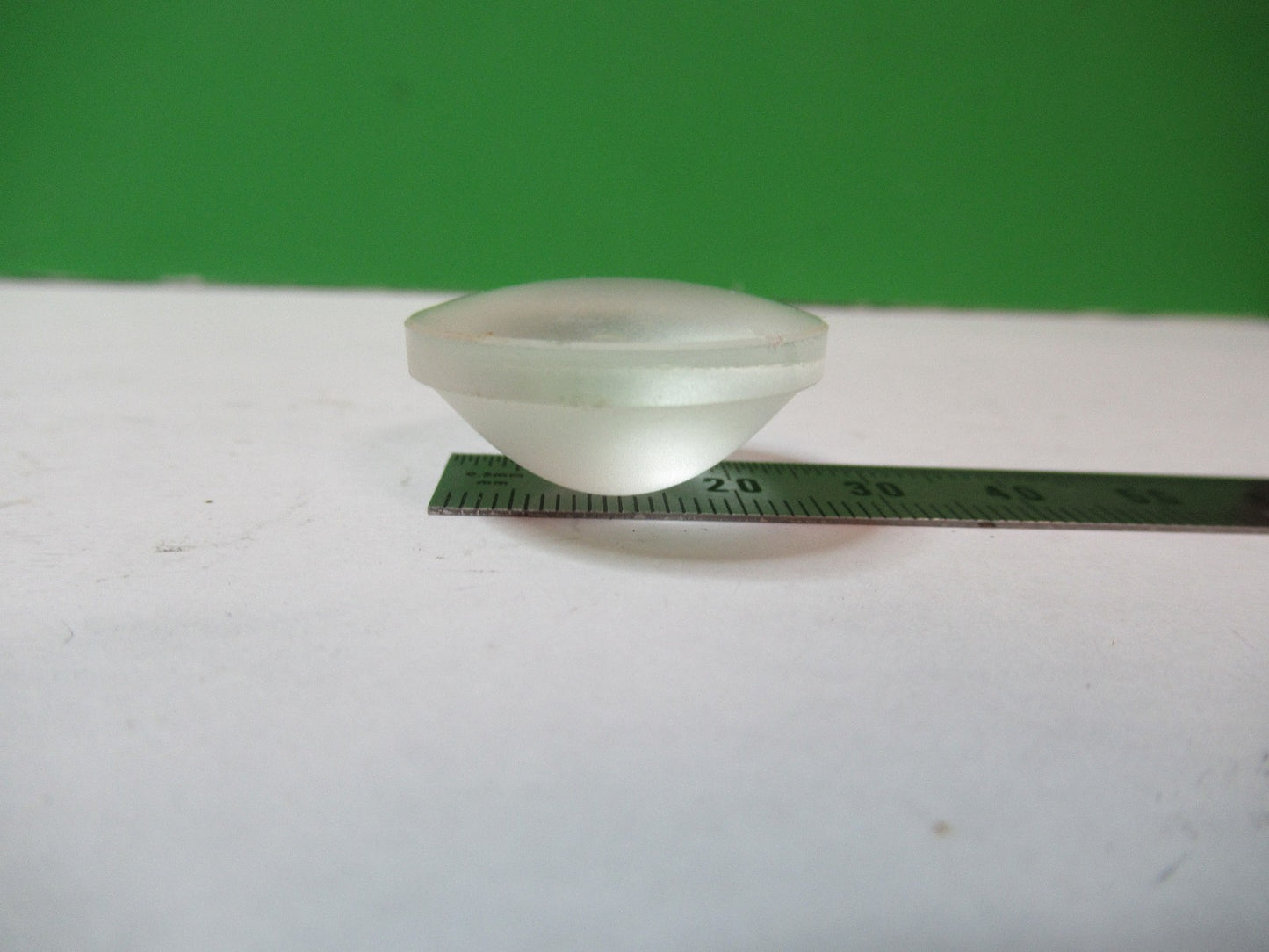 LEITZ WETZLAR GERMANY LENS DIFFUSER FILTER MICROSCOPE PART AS PICTURED V1-A-35