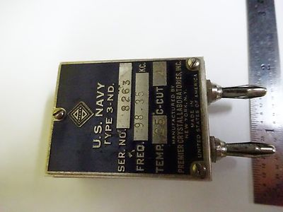 ANTIQUE QUARTZ RADIO CRYSTAL U.S. NAVY PREMIER FREQUENCY CONTROL #W7-52