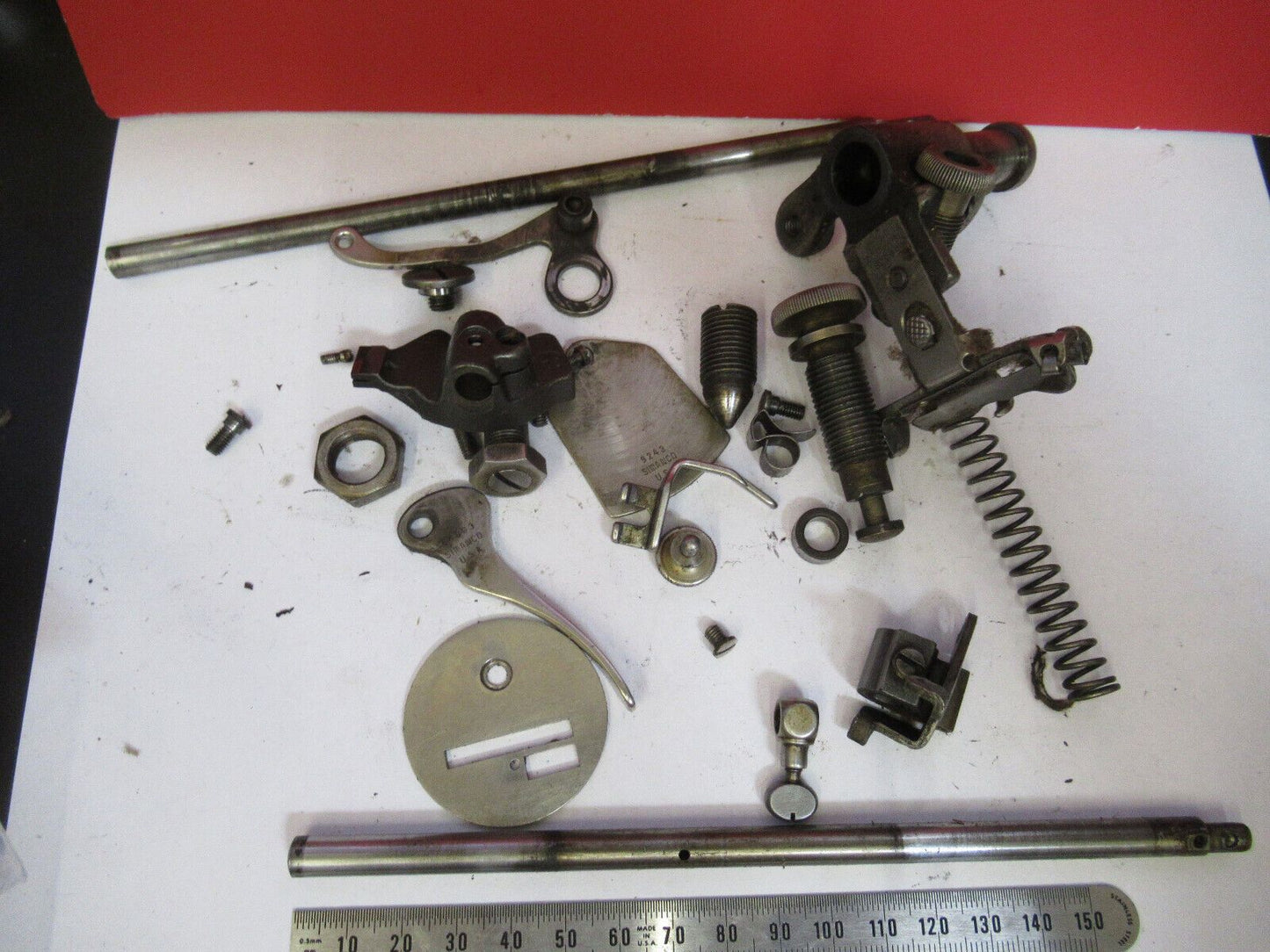 FOR PARTS OLD SINGER SEWING MACHINE ASSORTED INTERNAL PARTS as pictured &H9-B-67
