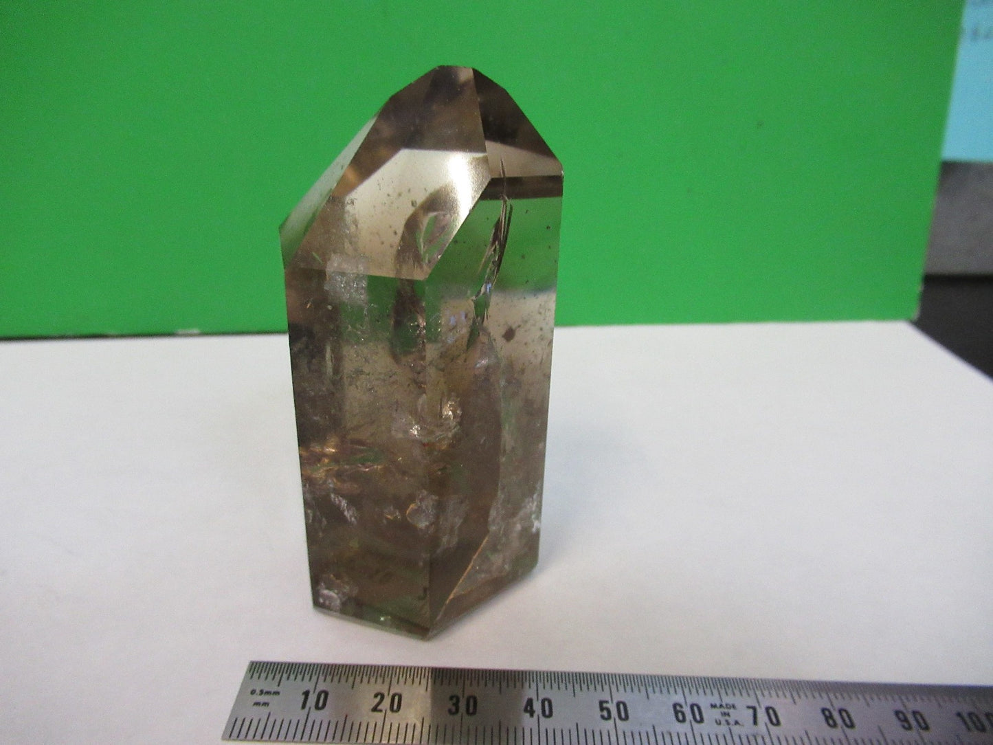 AMAZING SMOKY QUARTZ MINERAL SAMPLE BEAUTIFUL SPECIMEN AS PICTURED Y3-B-11