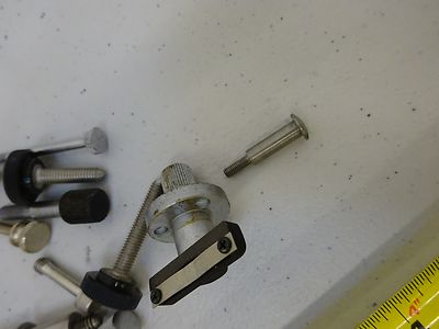 MIKROSKOP-TEILE LOT SCHRAUBEN KNÖPFE ETC WIE IST BIN#P4-B-48