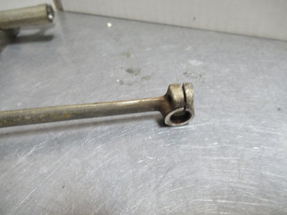 SINGER SEWING MACHINE PARTS FIXTURES PLATES ASSEMBLY AS IS AS PICTURED T8-B-49