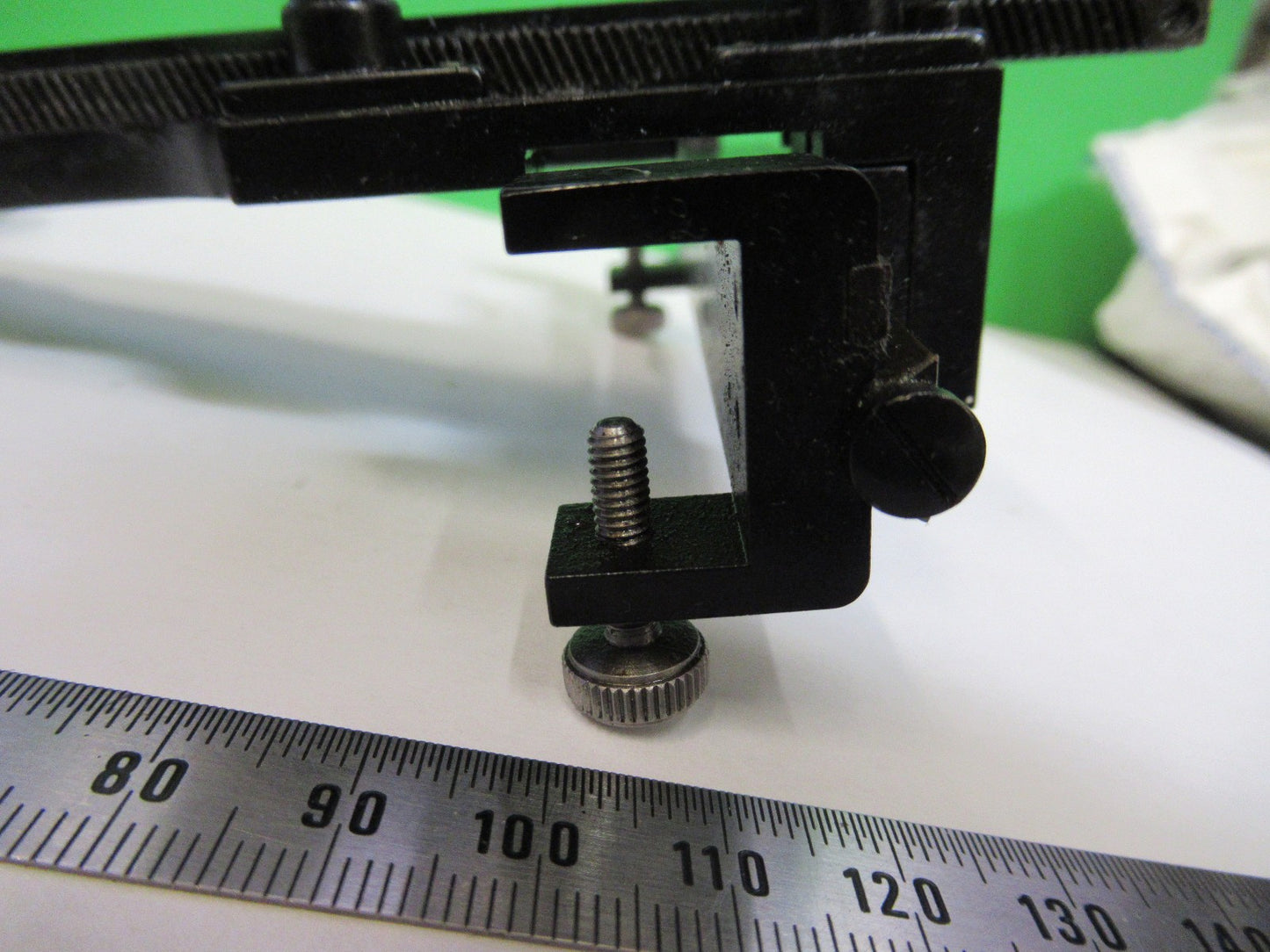 ANTIQUE UNIVERSAL AO SPENCER XY CLIPS MICROSCOPE PART AS PICTURED U9-A-31